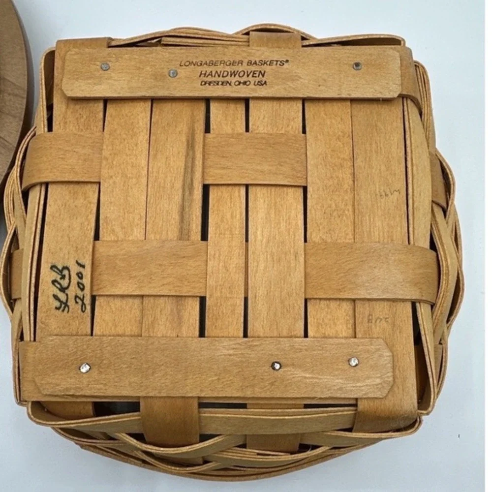 Longaberger 2001 Handwoven Oval Basket WoodCrafts Lid Vintage Cottagcore Chic 18